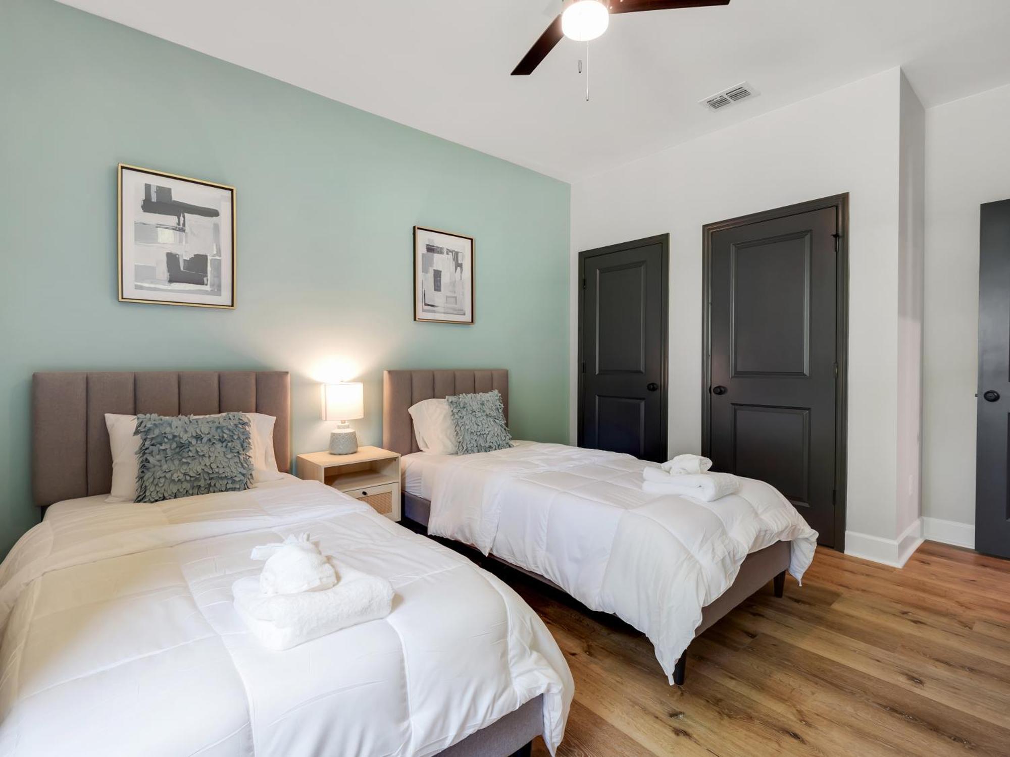 New Take On Midtown Modern Villa Tallahassee Bagian luar foto